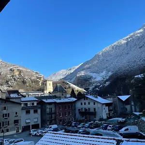 apt-la-montagnette-l-ours-t1.hotels-rhonealpes.com/